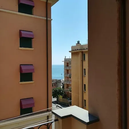 Accanto Al Gaslini *